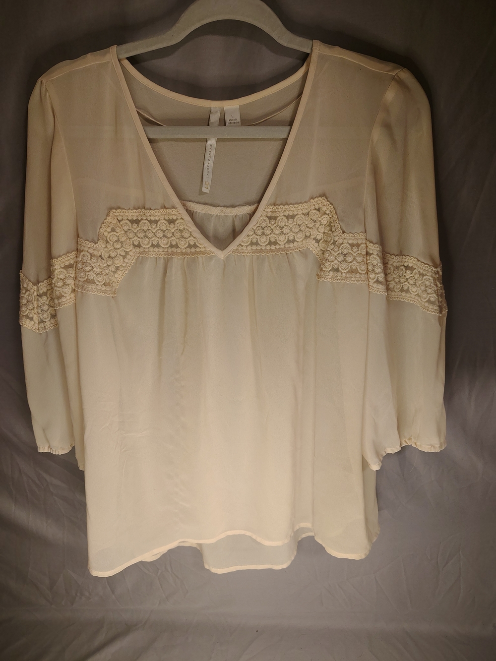 Cream Boho Lace-Trim Boho V-Neck Peasant Blouse-Cream/Ivory Tusk 3/4 Sleeve